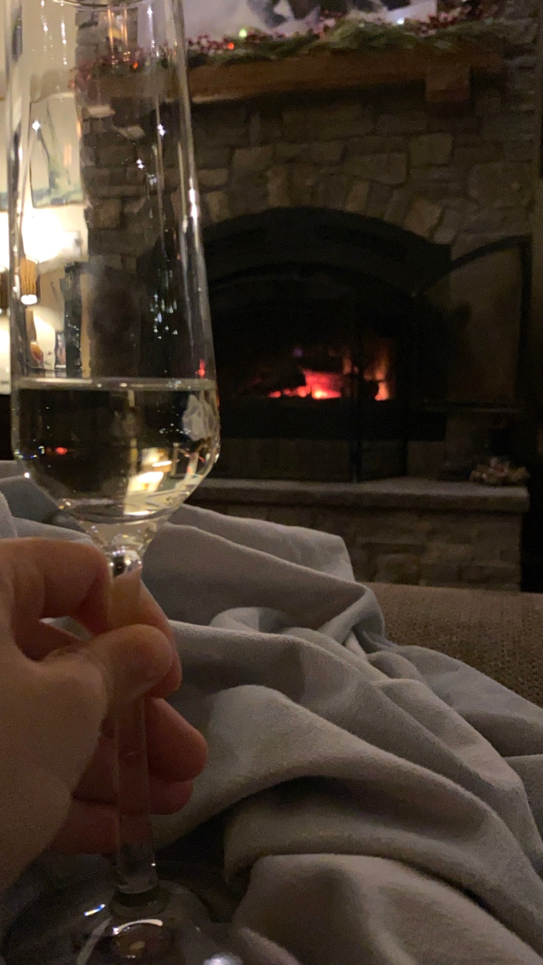 7FA49E81-09AE-42B3-9237-2D844FB24368